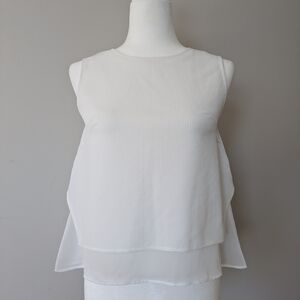 Elegant White Sleeveless Top